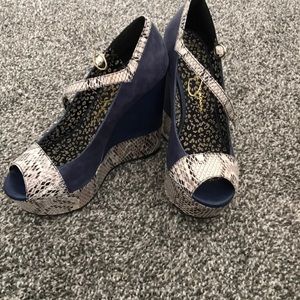 Jessica Simpson navy blue and grey open toe wedges